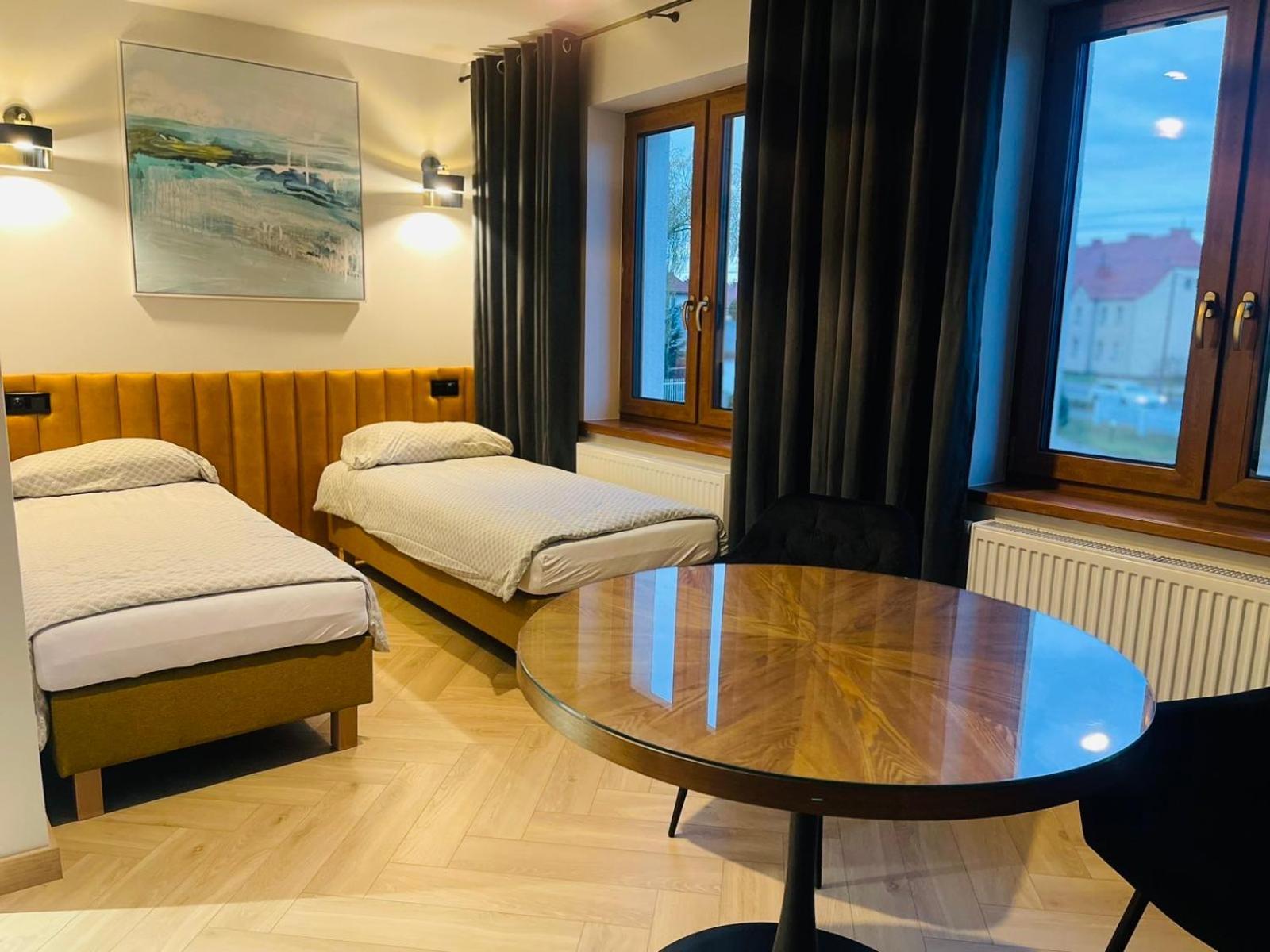 Hotel & Restauracja Kormoran ออร์ชิซ ภายนอก รูปภาพ